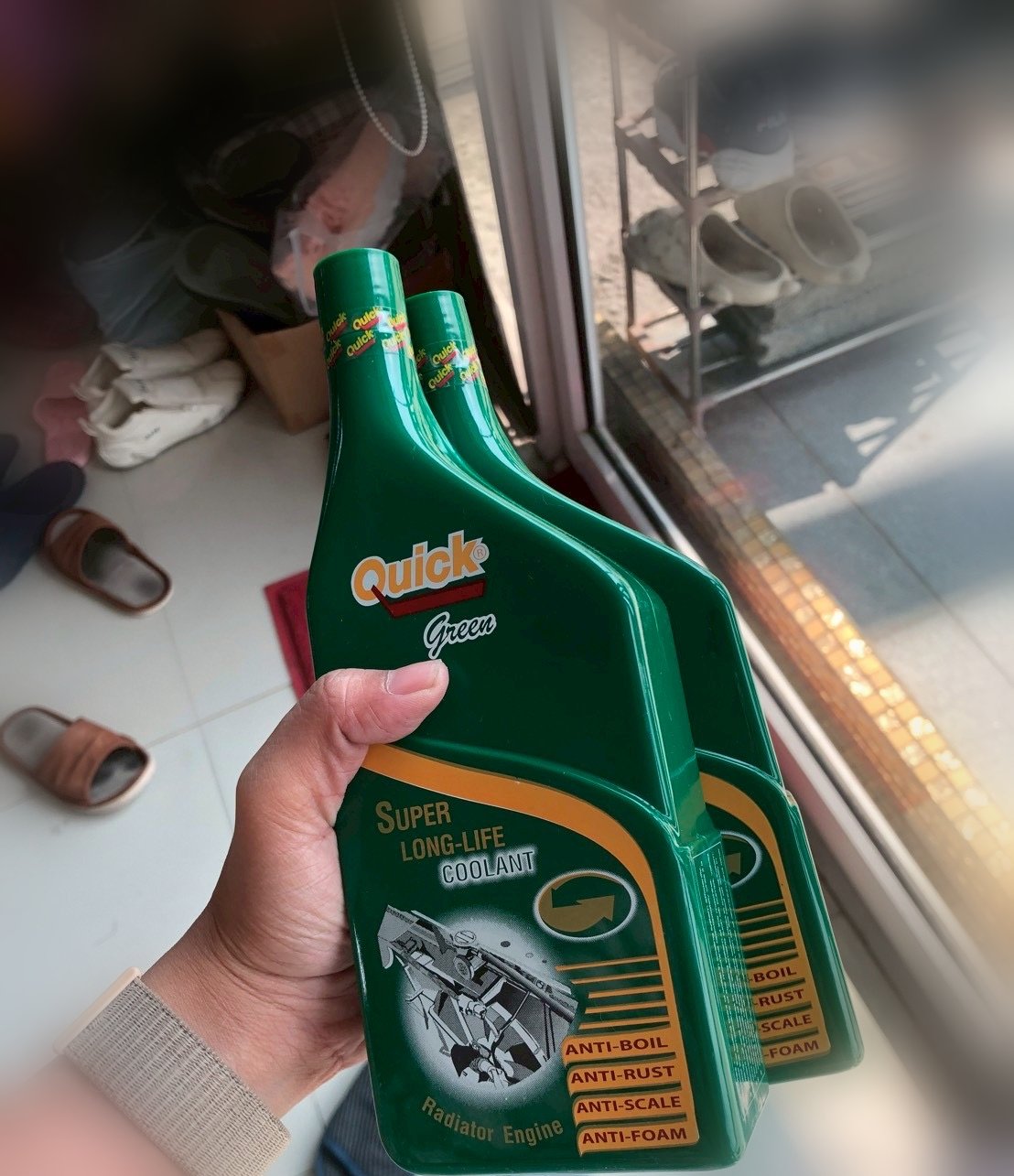 น้ำยาหม้อน้ำ Quick Green Super Long-Life Coolant สำหรับเติมหม้อน้ำเครนก่อนเข้างาน